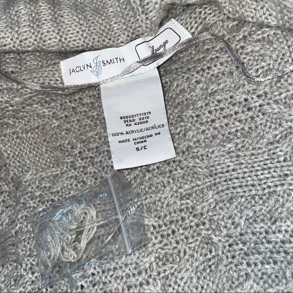 Jaclyn Smith lounge sweater vest - Picture 2 of 3